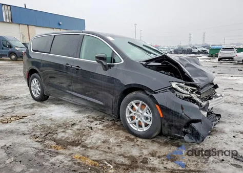 2023 Chrysler Pacifica Touring L z USA, uszkodzony, nr VIN 2C4RC1BG6PR535543